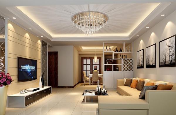 Для стандартных комнат потолок выбирается по степени освещения и планировке дома