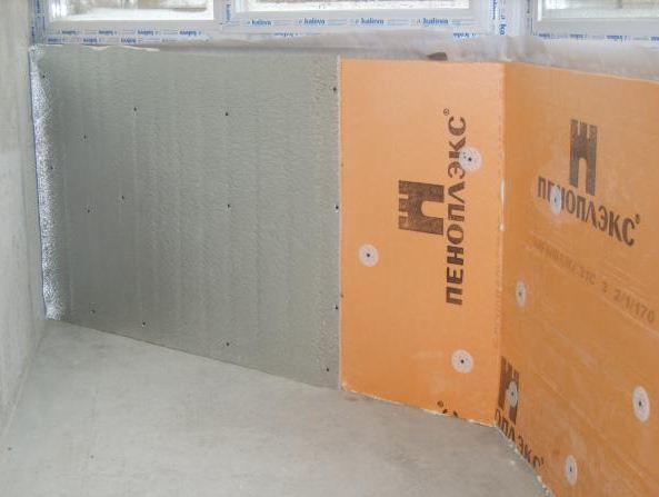 Строительный рынок предлагает множество материалов при помощи которых можно утеплить балкон