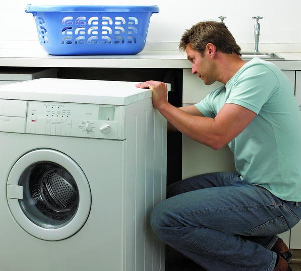 Важным этапом подключения стиральной машины является обеспечение электропитания