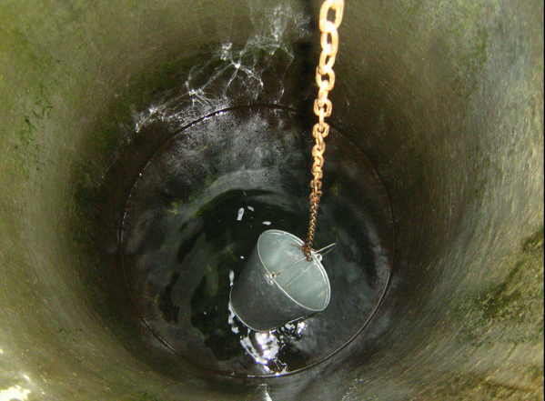 Любая концентрация железа в воде из скважины опасна для здоровья человека