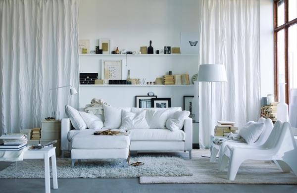 Гостевая комната в белом цвете поможет визуально расширить пространство в помещении