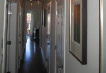 appealing-hallway-lighting-fixtures-and-minimalis-pictures-with-white-curtains