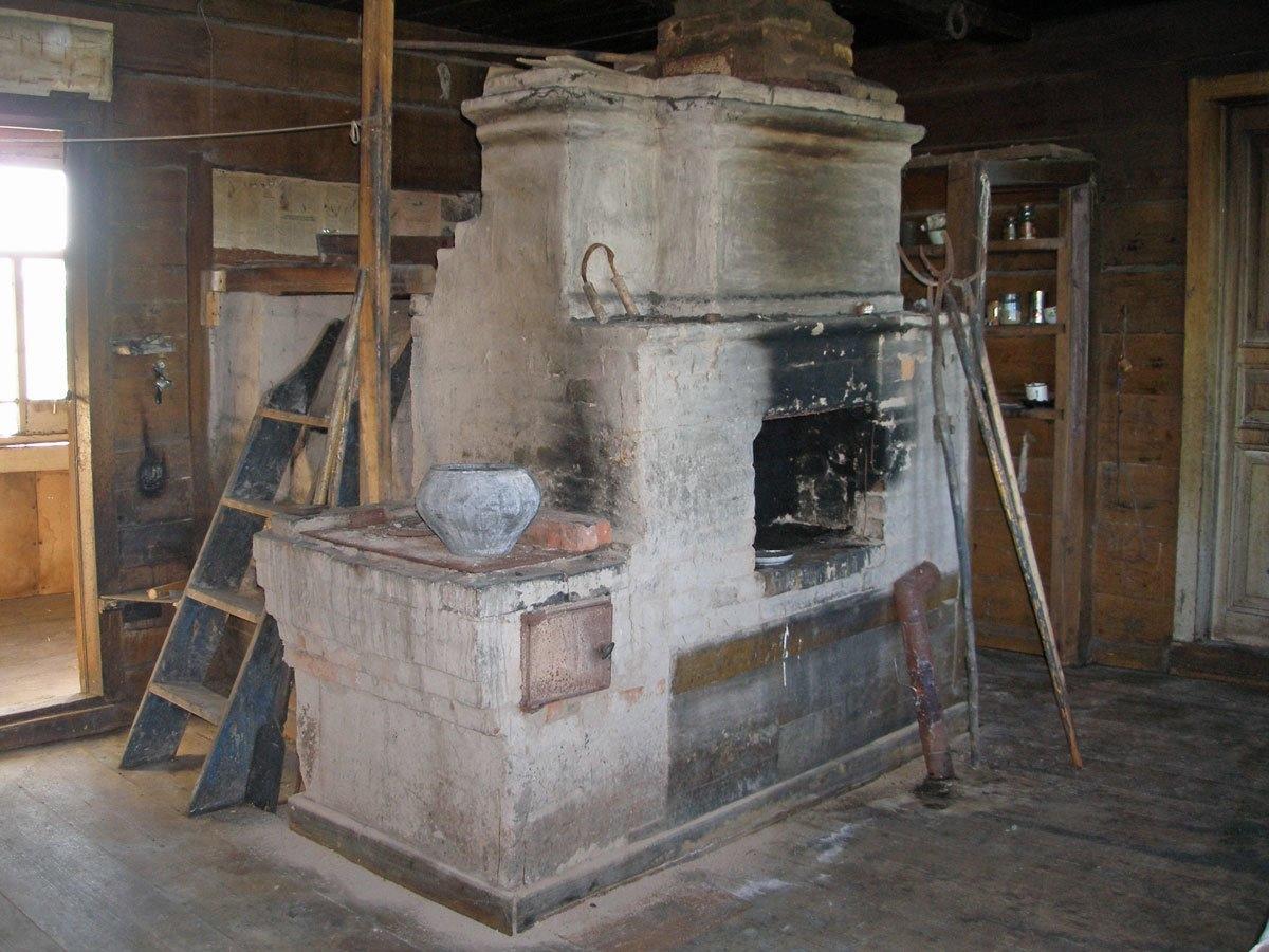 печь в старом доме