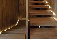Staircase-Light-Feature