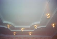Натяжной потолок из гипсокартона