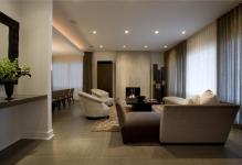 contemporary-modern-retro-dramatic-living-room-1600