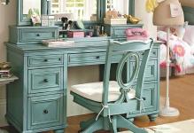 green-dressing-table-mirror