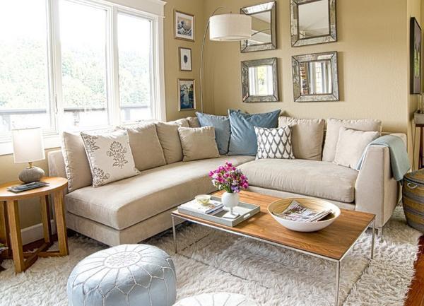 Размер дивана угловой формы, как правило, зависит от габаритов, особенностей и интерьера гостиной