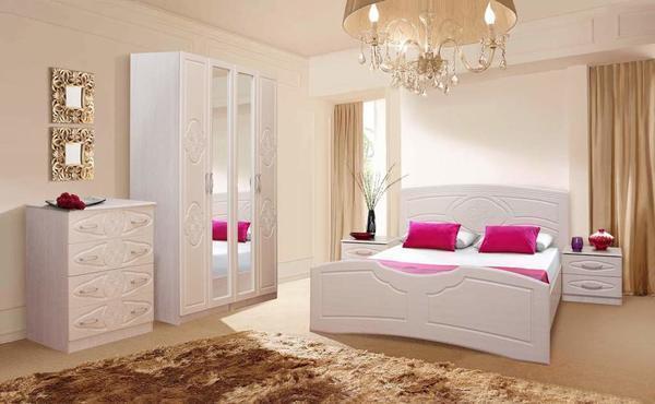 Выбирая спальный гарнитур, следует исходить не только из внешнего вида, размеров и формы мебели, но и учитывать стилевое оформление помещения