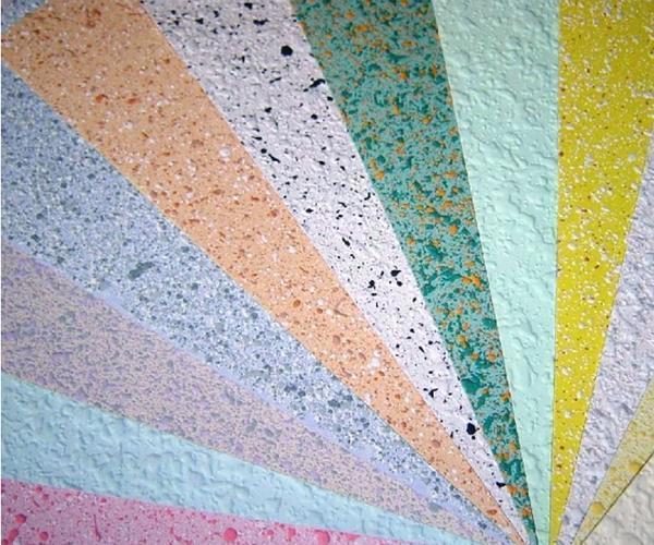 Смеси для отделки стен весьма разнообразны по расцветке и фактуре, и это позволяет сделать интерьер квартиры или офиса неповторимым