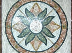 Мозаичное панно с давних времен служит прекрасным украшением для любого жилища