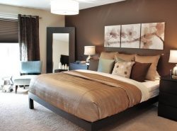 Спальня - это комната для отдыха, поэтому важно здесь создать уютную и расслабляющую атмосферу