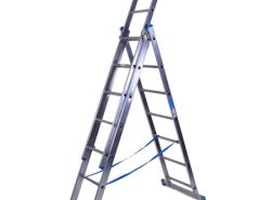 Трехсекционная лестница на сегодняшний день является достаточно популярной, поскольку она часто используется в бытовых целях