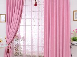 Розовые шторы помогут создать романтический, интересный и оригинальный интерьер